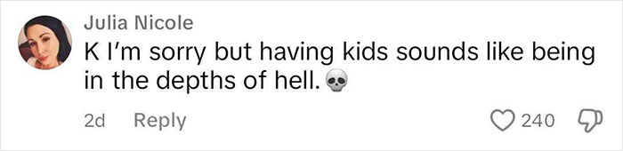 Furious Mom Calls Out Turkish Airlines After 11-Hour Flight Holding Baby While On Her Period Furious Mom Calls Out Turkish Airlines After 11-Hour Flight Holding Baby While On Her Period