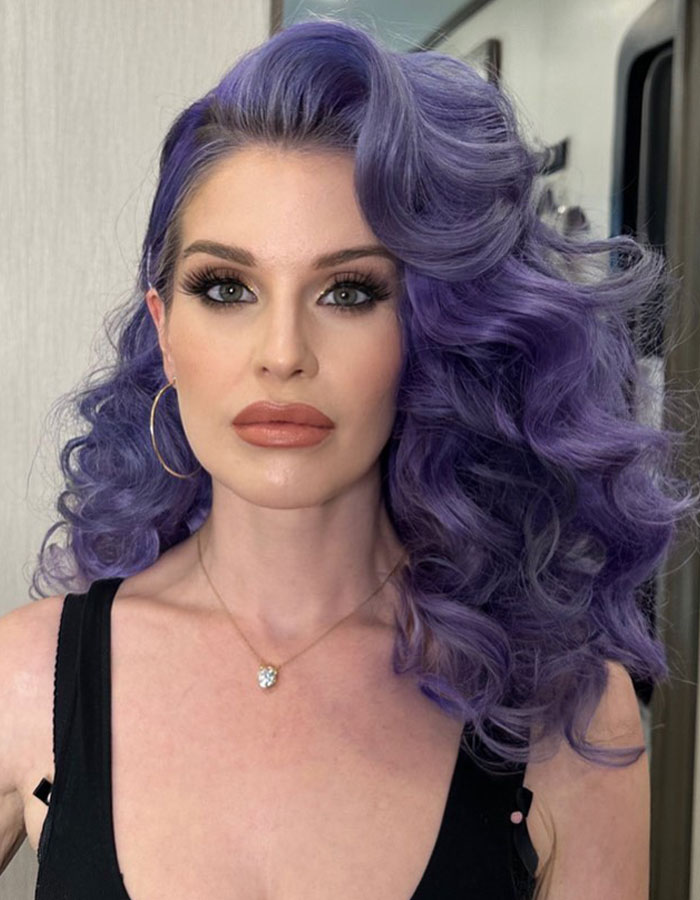 Kelly Osbourne Reveals Matthew Perry’s Kind Gesture From Rehab She’ll “Never Forget” Kelly Osbourne Reveals Matthew Perry’s Kind Gesture From Rehab She’ll “Never Forget”