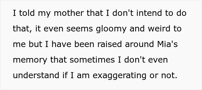 Dad Pressures His Soon-To-Be DIL To Wear His Late Wife’s Wedding Dress Decades After She Died Dad Pressures His Soon-To-Be DIL To Wear His Late Wife’s Wedding Dress Decades After She Died