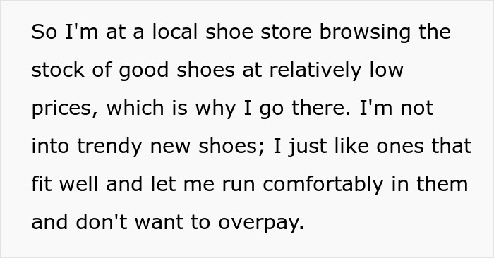 “I Don’t Work Here, Lady”: Karen Wrongly Assumes Customer Is An Employee, Physically Hurts Her “I Don’t Work Here, Lady”: Karen Wrongly Assumes Customer Is An Employee, Physically Hurts Her