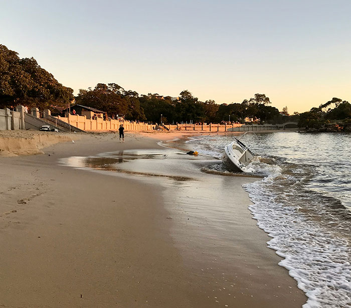Entitled Family Leaves Note On Public Picnic Table To Say It’s Reserved, Stirs Backlash Entitled Family Leaves Note On Public Picnic Table To Say It’s Reserved, Stirs Backlash