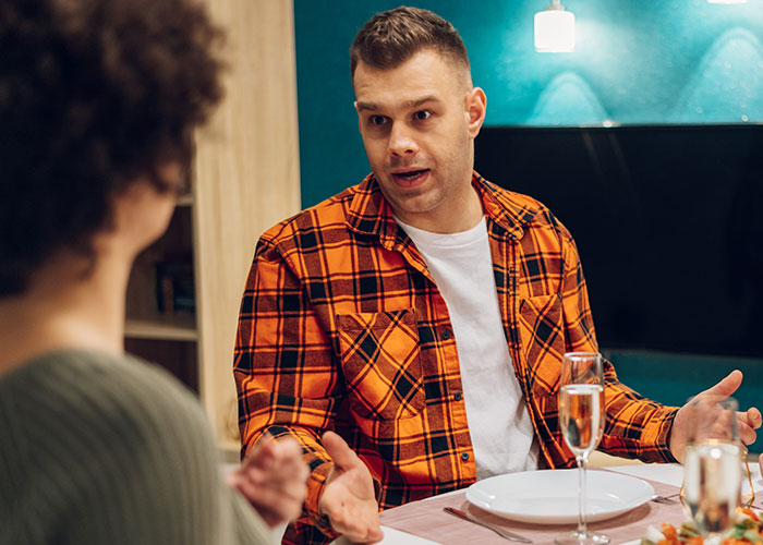 Woman Can’t Understand Why She Doesn’t Like BIL, He Gives Her A Perfect Reason At Family Dinner Woman Can’t Understand Why She Doesn’t Like BIL, He Gives Her A Perfect Reason At Family Dinner