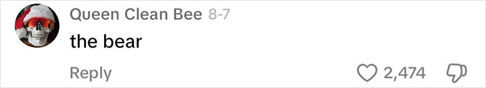 Walgreens Shopper Says Staff “Threatened” And “Stalked” Her After She Violated The “Dress Code” Walgreens Shopper Says Staff “Threatened” And “Stalked” Her After She Violated The “Dress Code”