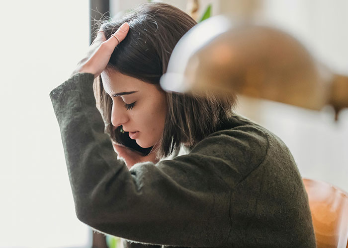 Woman Takes Action After Friend’s Creepy Behavior Leaves Her Shaken: “Went To The Police” Woman Takes Action After Friend’s Creepy Behavior Leaves Her Shaken: “Went To The Police”