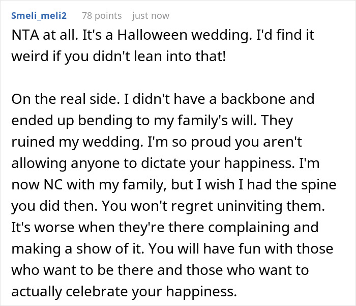 25 Guests Start Complaining Over This Bride's Halloween Wedding Theme, She Cancels Their Invites 25 Guests Start Complaining Over This Bride's Halloween Wedding Theme, She Cancels Their Invites
