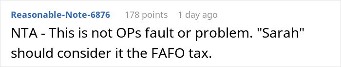 Friends Leave Woman Behind At Airport After She’s Denied Boarding, Face Demands To Pay Her Back Friends Leave Woman Behind At Airport After She’s Denied Boarding, Face Demands To Pay Her Back
