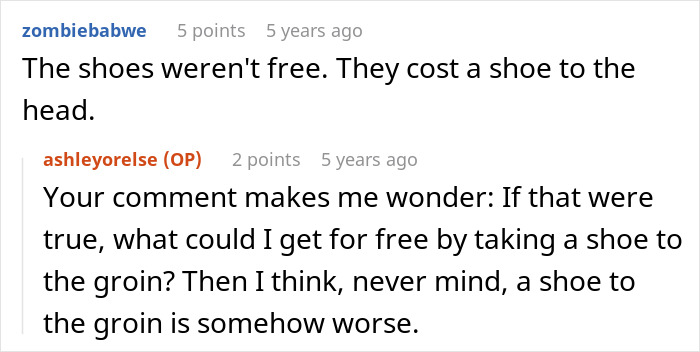 “I Don’t Work Here, Lady”: Karen Wrongly Assumes Customer Is An Employee, Physically Hurts Her “I Don’t Work Here, Lady”: Karen Wrongly Assumes Customer Is An Employee, Physically Hurts Her