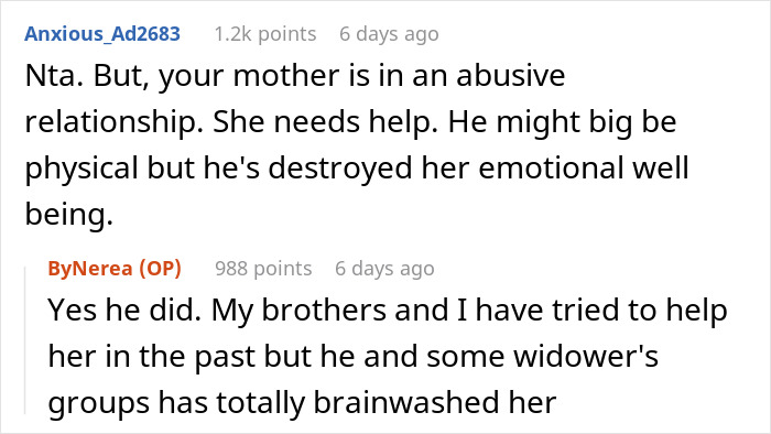 Dad Pressures His Soon-To-Be DIL To Wear His Late Wife’s Wedding Dress Decades After She Died Dad Pressures His Soon-To-Be DIL To Wear His Late Wife’s Wedding Dress Decades After She Died