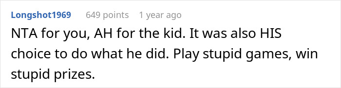 Neighbor Deals With Teen Who Uses Their Driveway, Now He Has To Pay Up For Hedge He Ruined Neighbor Deals With Teen Who Uses Their Driveway, Now He Has To Pay Up For Hedge He Ruined