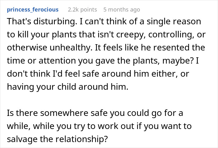 “I Noticed A Smell”: Woman Finds Out Why Her Plants Are Dying, Her Life Turns Upside Down “I Noticed A Smell”: Woman Finds Out Why Her Plants Are Dying, Her Life Turns Upside Down