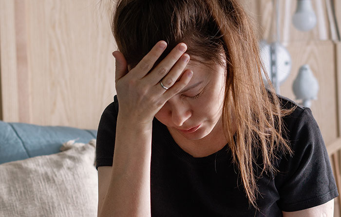 Woman Finds BF's Ex's Warning Note In His House, It Leads To Them Breaking Up Woman Finds BF's Ex's Warning Note In His House, It Leads To Them Breaking Up