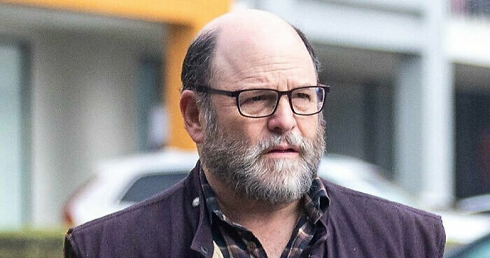 Seinfeld’s Jason Alexander Looks Unrecognizable With Trim Frame And Scruffy Beard
