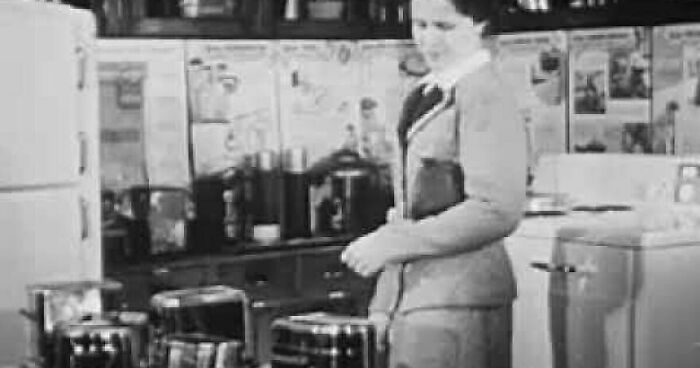 Home Electrical Appliances (1944)