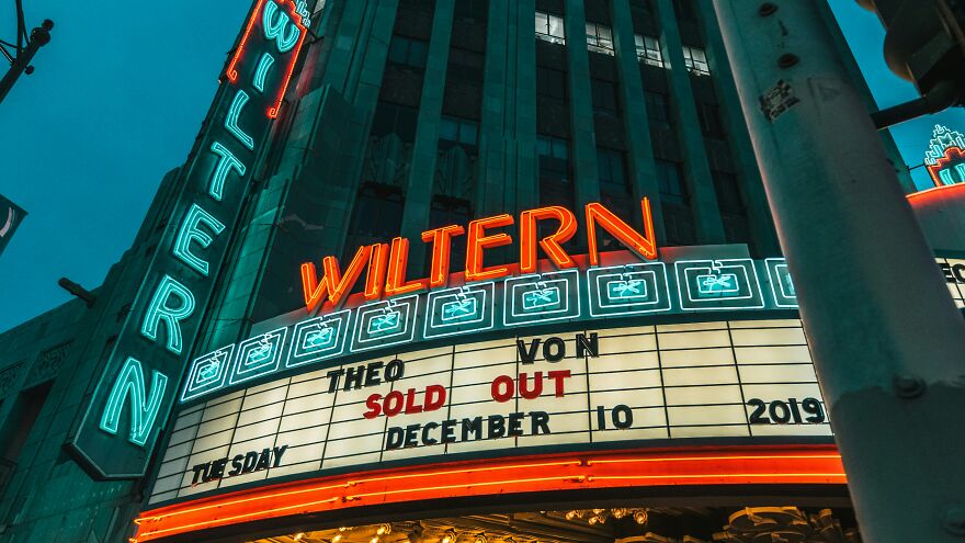 Woman Is Puzzled After Friend Doesn’t Buy Her A Ticket With No Warning After Doing It For 17 Years Woman Is Puzzled After Friend Doesn’t Buy Her A Ticket With No Warning After Doing It For 17 Years