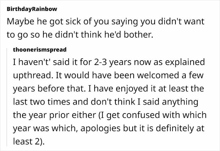 Woman Is Puzzled After Friend Doesn’t Buy Her A Ticket With No Warning After Doing It For 17 Years Woman Is Puzzled After Friend Doesn’t Buy Her A Ticket With No Warning After Doing It For 17 Years