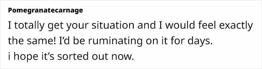 Woman Is Puzzled After Friend Doesn’t Buy Her A Ticket With No Warning After Doing It For 17 Years Woman Is Puzzled After Friend Doesn’t Buy Her A Ticket With No Warning After Doing It For 17 Years