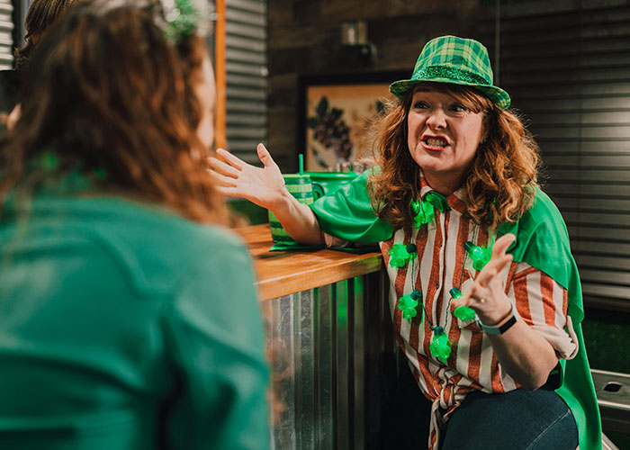 Irish American Mocks A British Guy, Gets A Reality Check After He Waves Passport In His Face Irish American Mocks A British Guy, Gets A Reality Check After He Waves Passport In His Face