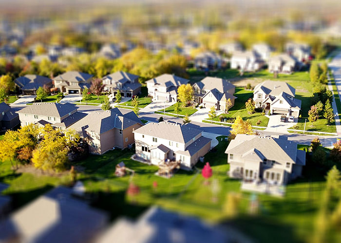 HOA Karen Loses It After Family Paints House Black, Demands Immediate Repaint HOA Karen Loses It After Family Paints House Black, Demands Immediate Repaint