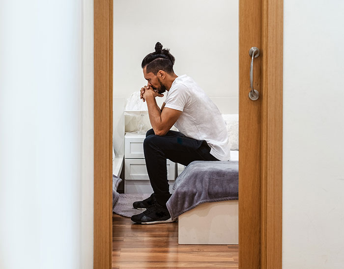 Woman Asks The Internet For Advice After Realizing Her Entire Marriage Was A Sham Woman Asks The Internet For Advice After Realizing Her Entire Marriage Was A Sham