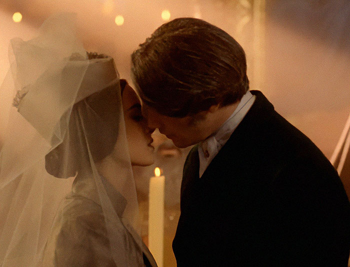 Keanu Reeves Calls Winona Ryder His “Wife” After Their “Dracula” Wedding Turns Out To Be Real Keanu Reeves Calls Winona Ryder His “Wife” After Their “Dracula” Wedding Turns Out To Be Real