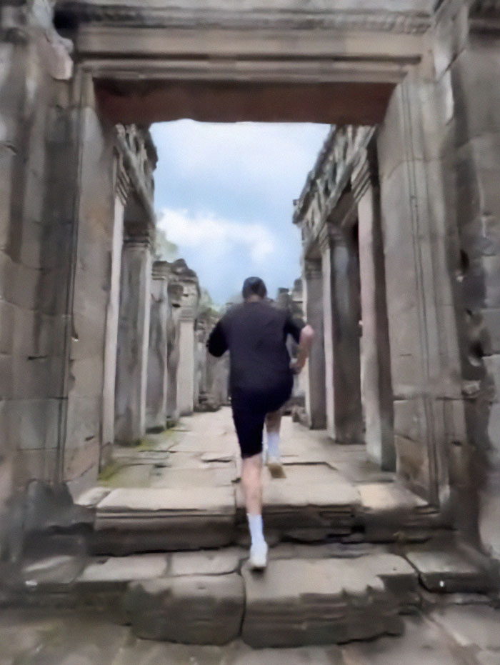 Influencer Sparks Outrage By Playing 'Temple Run' In An Actual Ancient Temple Influencer Sparks Outrage By Playing 'Temple Run' In An Actual Ancient Temple