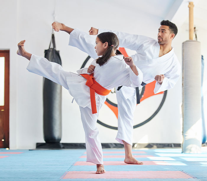 Mom Blames Herself For Turning Her 9YO Into A Karate Girl Defending Friends From Bullies Mom Blames Herself For Turning Her 9YO Into A Karate Girl Defending Friends From Bullies