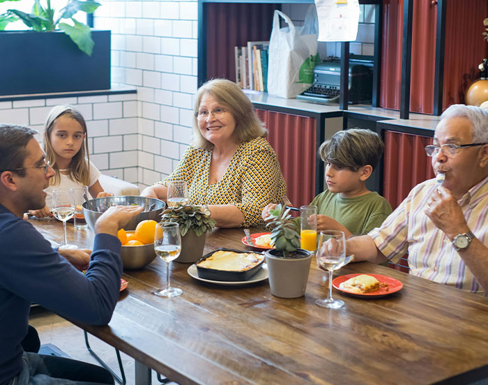 Woman Refuses To Take In Her Parents After They Regretted Pursuing Their Dream, Is Called Selfish Woman Refuses To Take In Her Parents After They Regretted Pursuing Their Dream, Is Called Selfish