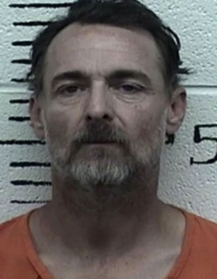 “Anything For Attention”: ‘1,000-Lb Sisters’ Star Arrested After Tennessee Zoo Incident “Anything For Attention”: ‘1,000-Lb Sisters’ Star Arrested After Tennessee Zoo Incident