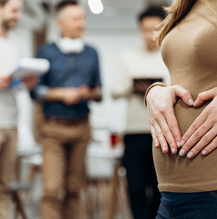 Surrogate Mother Wins The Right To Keep Seeing Child She Birthed In Landmark Case, Lawyer Reacts Surrogate Mother Wins The Right To Keep Seeing Child She Birthed In Landmark Case, Lawyer Reacts