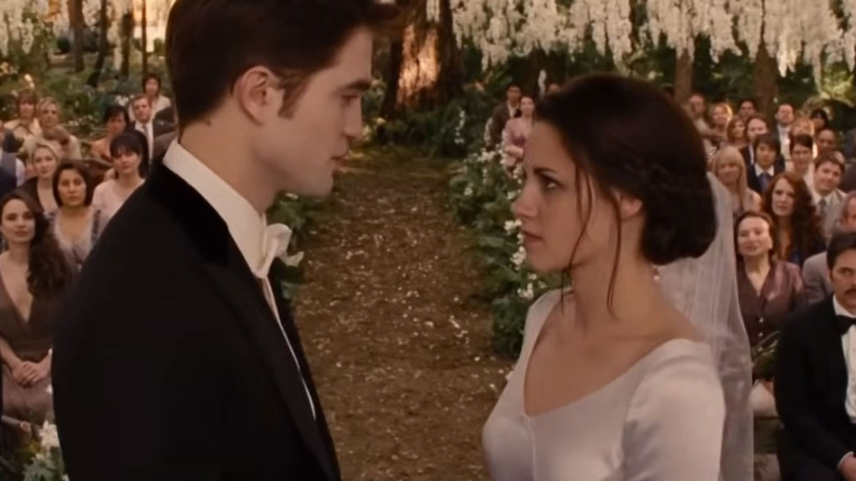 The Ultimate Twilight Trivia – No Matter If You’re Team Edward or Team Jacob, You Must Get At Least 16/23 To Prove You’ve Seen The Movies