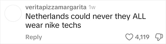 Non-Americans Are Shocked At The Cultural Difference Of What Students Wear To School In The US Non-Americans Are Shocked At The Cultural Difference Of What Students Wear To School In The US