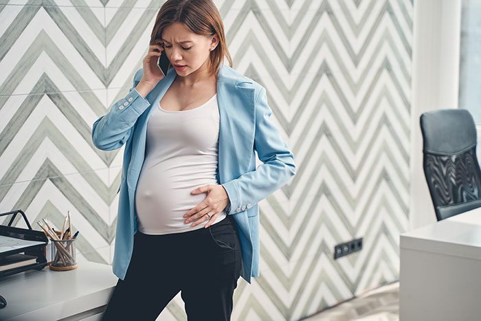 Woman Thinks Her Pregnancy Entitles Her To Generational Wealth, Is Reminded Of Her Place Woman Thinks Her Pregnancy Entitles Her To Generational Wealth, Is Reminded Of Her Place