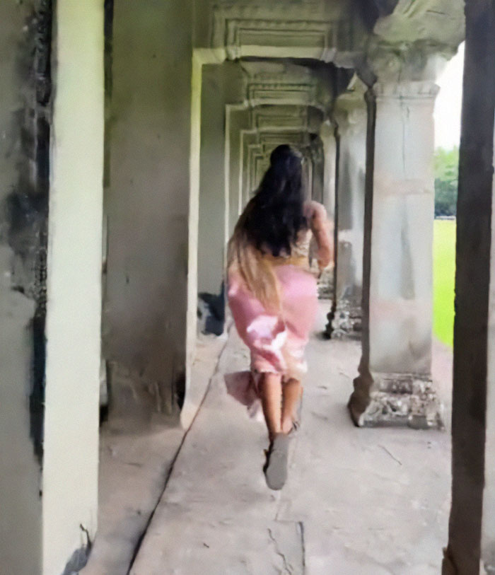 Influencer Sparks Outrage By Playing 'Temple Run' In An Actual Ancient Temple Influencer Sparks Outrage By Playing 'Temple Run' In An Actual Ancient Temple
