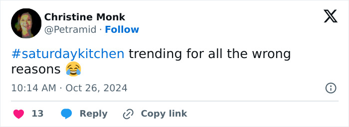 Guest's “Inappropriate” Outfit On Cooking Show Leaves Viewers Outraged: "It Keeps Slipping" Guest's “Inappropriate” Outfit On Cooking Show Leaves Viewers Outraged: "It Keeps Slipping"