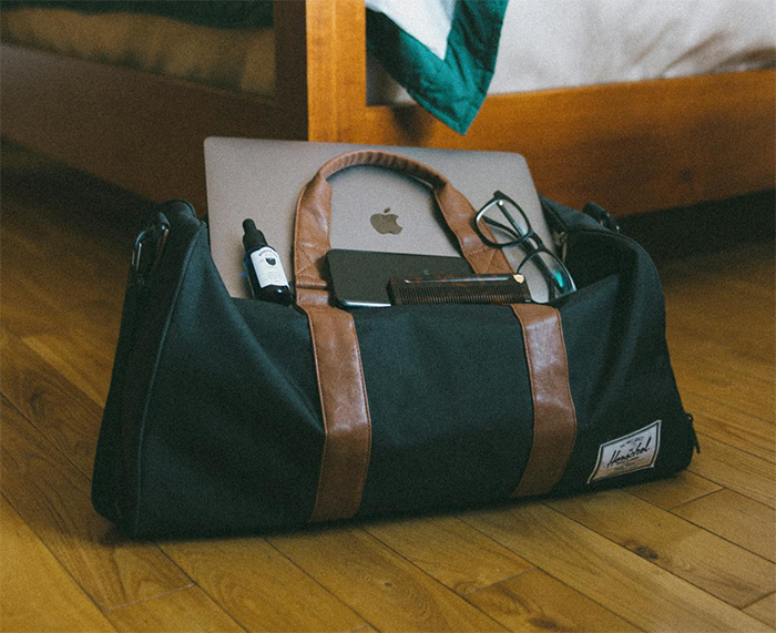 Tourist Supposedly Uncovers Hotel’s Shady Crime Scheme After Tracking His Lost Luggage Tourist Supposedly Uncovers Hotel’s Shady Crime Scheme After Tracking His Lost Luggage