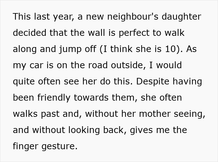 “I’m A Karen”: Woman Taunted By Kids Taking Up Space On Her Wall Wonders How To Solve The Issue “I’m A Karen”: Woman Taunted By Kids Taking Up Space On Her Wall Wonders How To Solve The Issue
