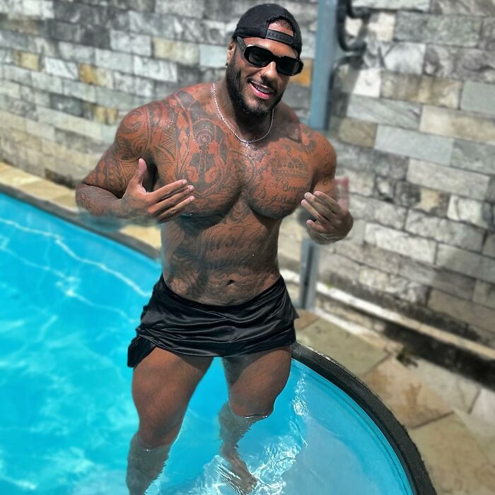 Nayron Santos Felipe Went From Obesity To Fitness In 12 Months, And Here’s His Amazing Transformation Nayron Santos Felipe Went From Obesity To Fitness In 12 Months, And Here’s His Amazing Transformation