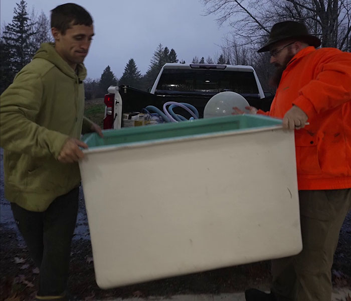 "Woke" And "Nonbinary" Half Male, Half Female Lobster Goes Viral Online "Woke" And "Nonbinary" Half Male, Half Female Lobster Goes Viral Online