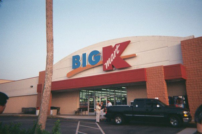 Mom Outraged Over Length Of Girls’ And Boys’ Shorts, Gets Support From Fellow Mothers Mom Outraged Over Length Of Girls’ And Boys’ Shorts, Gets Support From Fellow Mothers