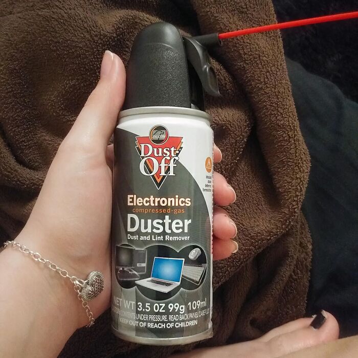 This Compressed Gas Electronics Dust And Lint Remover Safely And Effectively Blasts Away Dust And Debris From Electronics, Leaving Them Clean And Functional