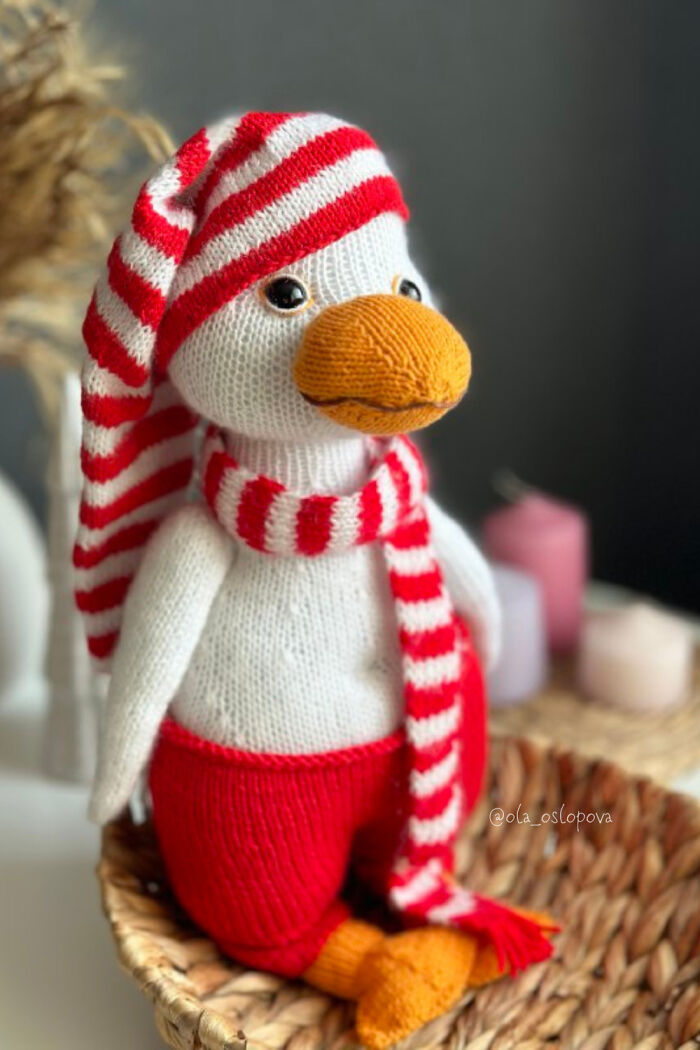 Here’s My Idea For A Christmas Goose-Inspired Knitting Pattern Here’s My Idea For A Christmas Goose-Inspired Knitting Pattern