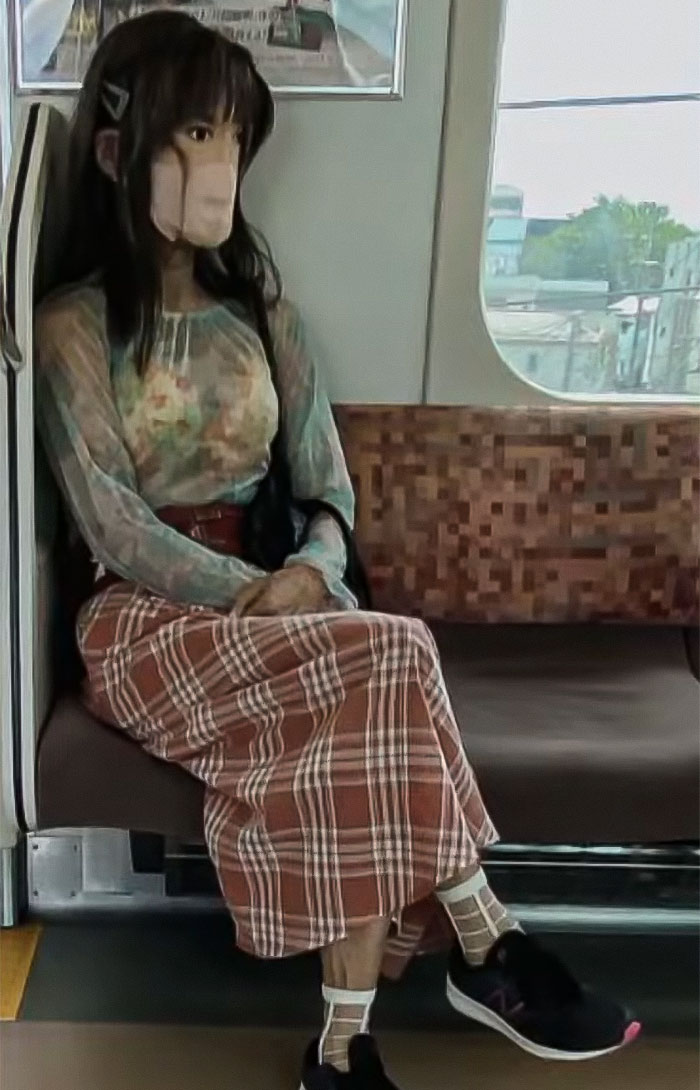 "That's So Scary": Women Terrified By “Tight Men” Dressed In Female Bodysuits, Taking Their Photos "That's So Scary": Women Terrified By “Tight Men” Dressed In Female Bodysuits, Taking Their Photos