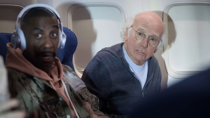 Hilarious Theme Song Accompanies Racist Woman As She’s Removed From Flight Hilarious Theme Song Accompanies Racist Woman As She’s Removed From Flight