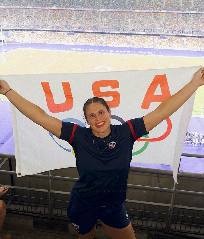 "I'll Cancel My Plans": Ilona Maher Praised For Helping Salon Staff With Safety Concern "I'll Cancel My Plans": Ilona Maher Praised For Helping Salon Staff With Safety Concern