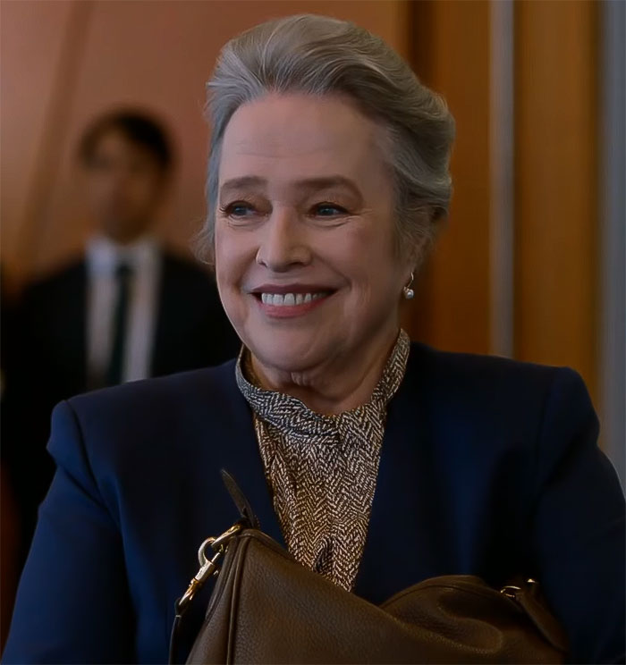 Journalist Heals Kathy Bates’ 30-Year-Old Guilt For Her Mom: “She Should’ve Had My Life” Journalist Heals Kathy Bates’ 30-Year-Old Guilt For Her Mom: “She Should’ve Had My Life”