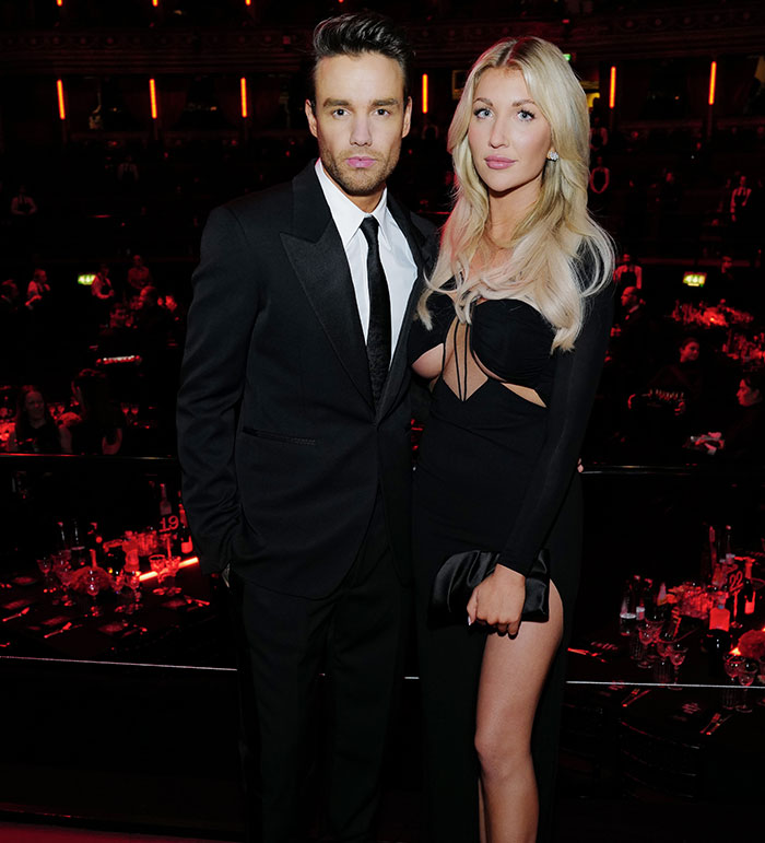 "Lovely Day In Argentina": Liam Payne Shares Eerie Snapchats Hours Before Tragic Death "Lovely Day In Argentina": Liam Payne Shares Eerie Snapchats Hours Before Tragic Death