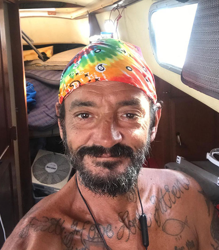 Viral Lieutenant Dan Stays On His Boat During Hurricane Milton: “Safest Place In The World” Viral Lieutenant Dan Stays On His Boat During Hurricane Milton: “Safest Place In The World”