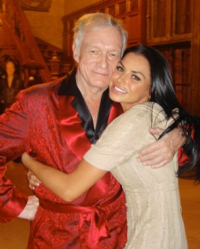 Ex-Playboy Model Who Lived With Hugh Hefner In His $100M Mansion Is Now Homeless, Sleeps In A Tent Ex-Playboy Model Who Lived With Hugh Hefner In His $100M Mansion Is Now Homeless, Sleeps In A Tent