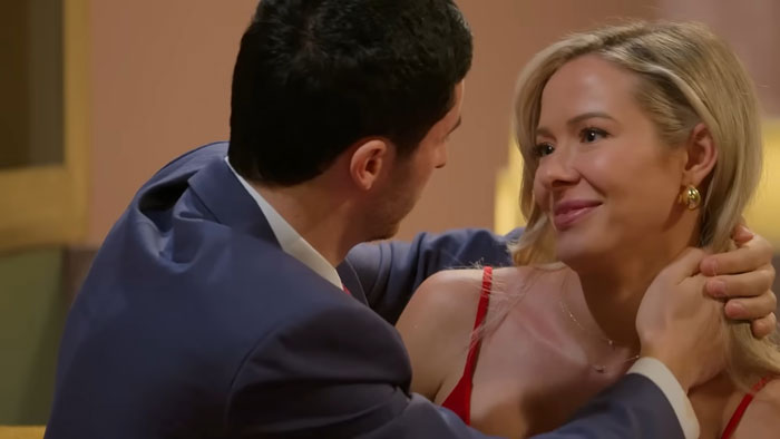 Love Is Blind's Leo Slammed As "Psychopath" For "Love Bombing" Brittany, Flaunting His Wealth Love Is Blind's Leo Slammed As "Psychopath" For "Love Bombing" Brittany, Flaunting His Wealth