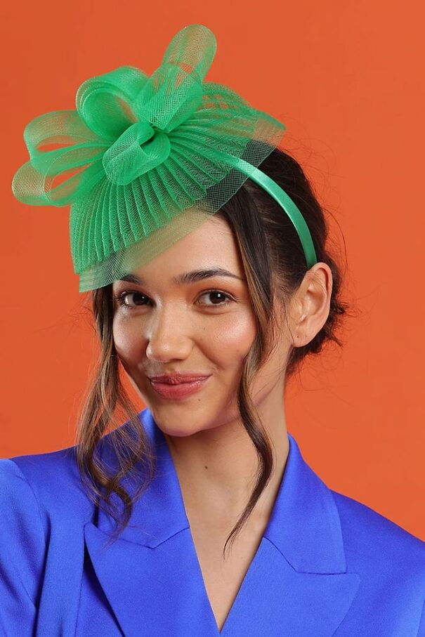 Morgan-Taylor-SIMONE-EMERALD-Fascinator-FS416-Buy-Morgan-and-Taylor-Racewear-Fascinators-and-Hats-Online-at-ShoeBeDoo-LIFE-1000-6704f18f45f19.jpg
